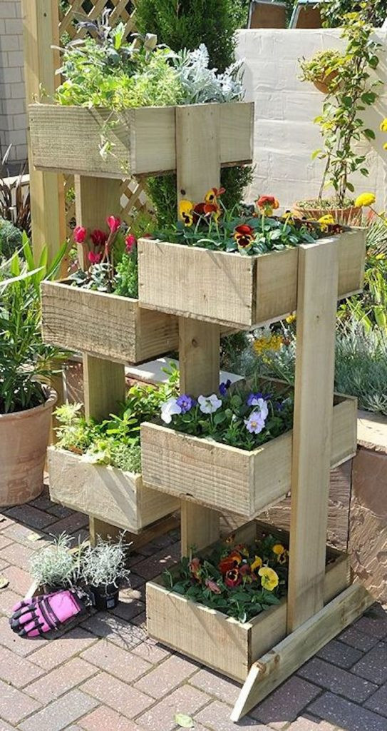 DIY Outdoor Planter Box
 Vertical Wooden Box Planter