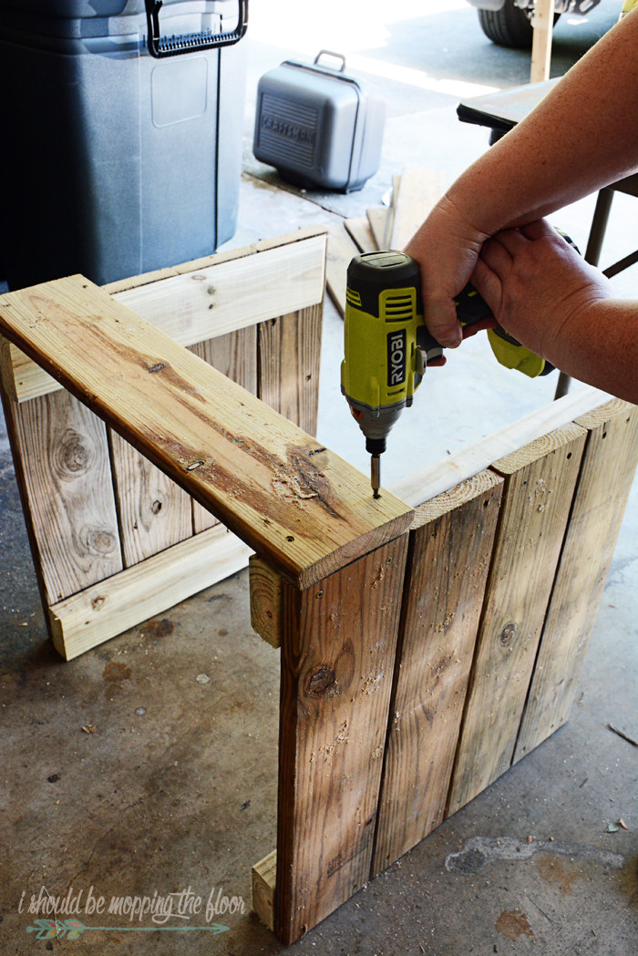 DIY Outdoor Planter Box
 i should be mopping the floor DIY Planter Box with Wheels