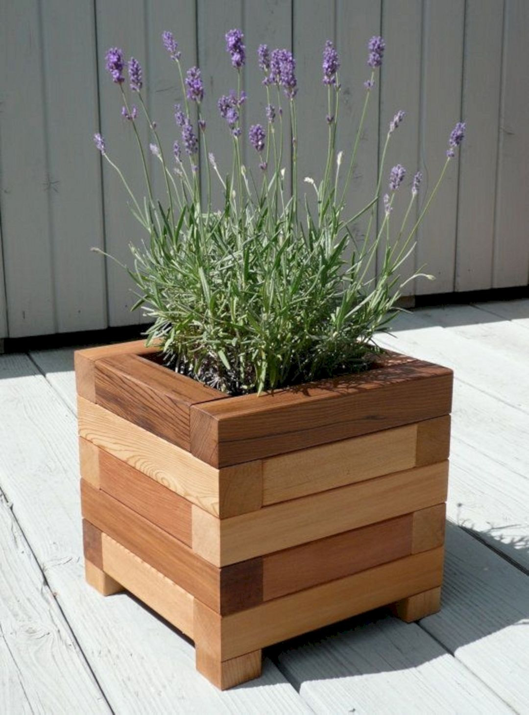 DIY Outdoor Planter Box
 DIY Wooden Planter Box Ideas 1 DIY Wooden Planter Box