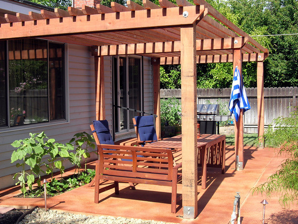 DIY Outdoor Shade
 How to Build a Redwood Shade Structure how tos