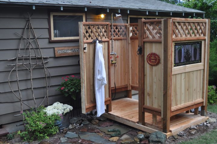 DIY Outdoor Shower Enclosure
 10 Amazing DIY Outdoor Showers You Can Make in No Time