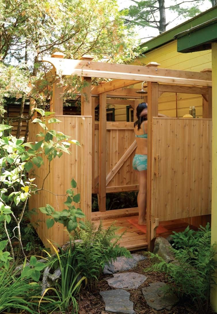 DIY Outdoor Shower Enclosure
 DIY Outdoor Shower cabin Pinterest