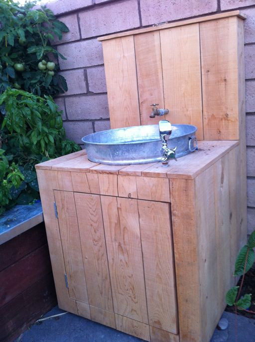 DIY Outdoor Sink Powered By A Water Hose
 Love this outdoor sink idea So clever This would really