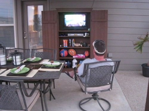 DIY Outdoor Tv
 DIY outdoor TV storage cabinet house ideas