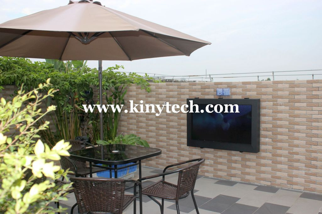 DIY Outdoor Tv
 outdoor TV enclosure DIY