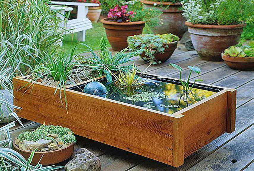 DIY Outdoor Water Fountain
 18 Great DIY Water Features For Your Garden Style Motivation