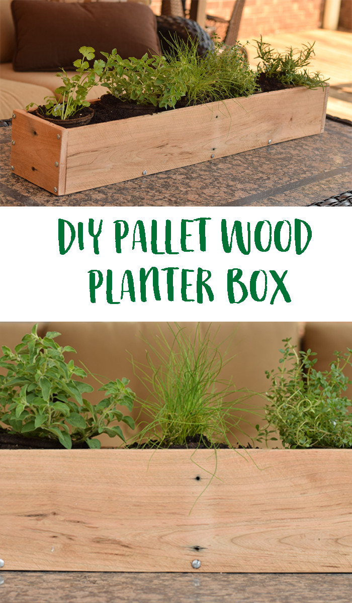 DIY Pallet Garden Box
 DIY Wood Pallet Planter Box