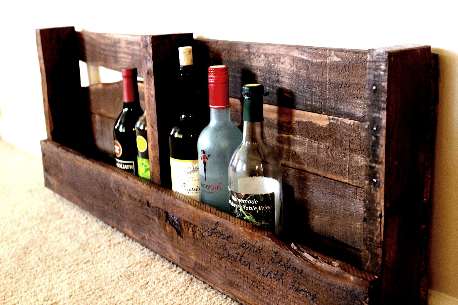 DIY Pallet Wine Rack
 Life With Hope DIY pallet wine rack