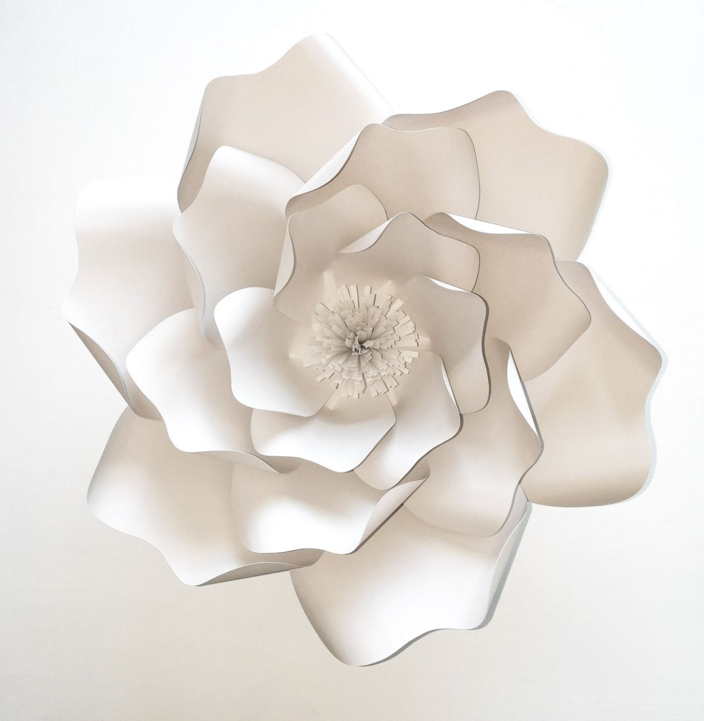 DIY Paper Decorations
 DIY Minimalist Paper Flower Wedding Decorations ce Wed