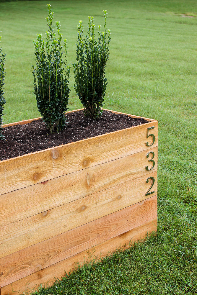 DIY Planter Box Plans
 DIY Cedar Planter Box Plans