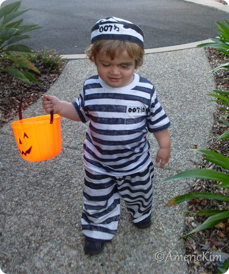 DIY Prisoner Costume
 AmericKim s Home DIY Prison Convict Halloween Costume