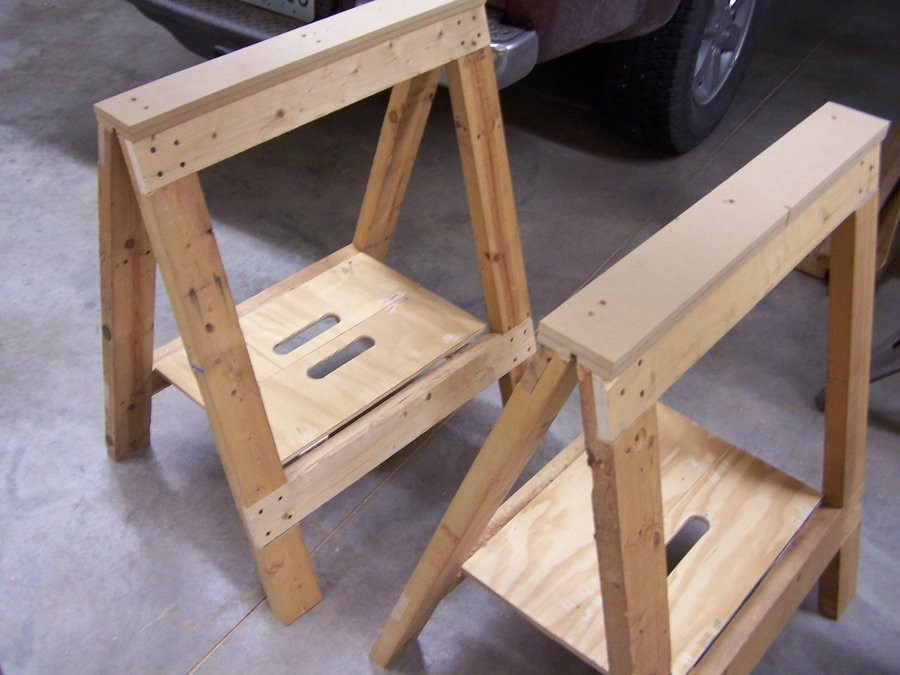 DIY Sawhorses Plans
 Simple folding sawhorse plans