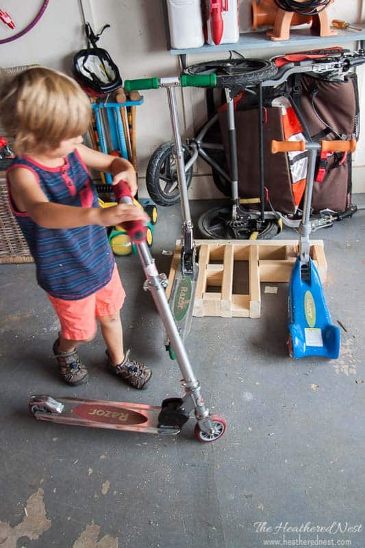 DIY Scooter Rack
 DIY Scooter Stand