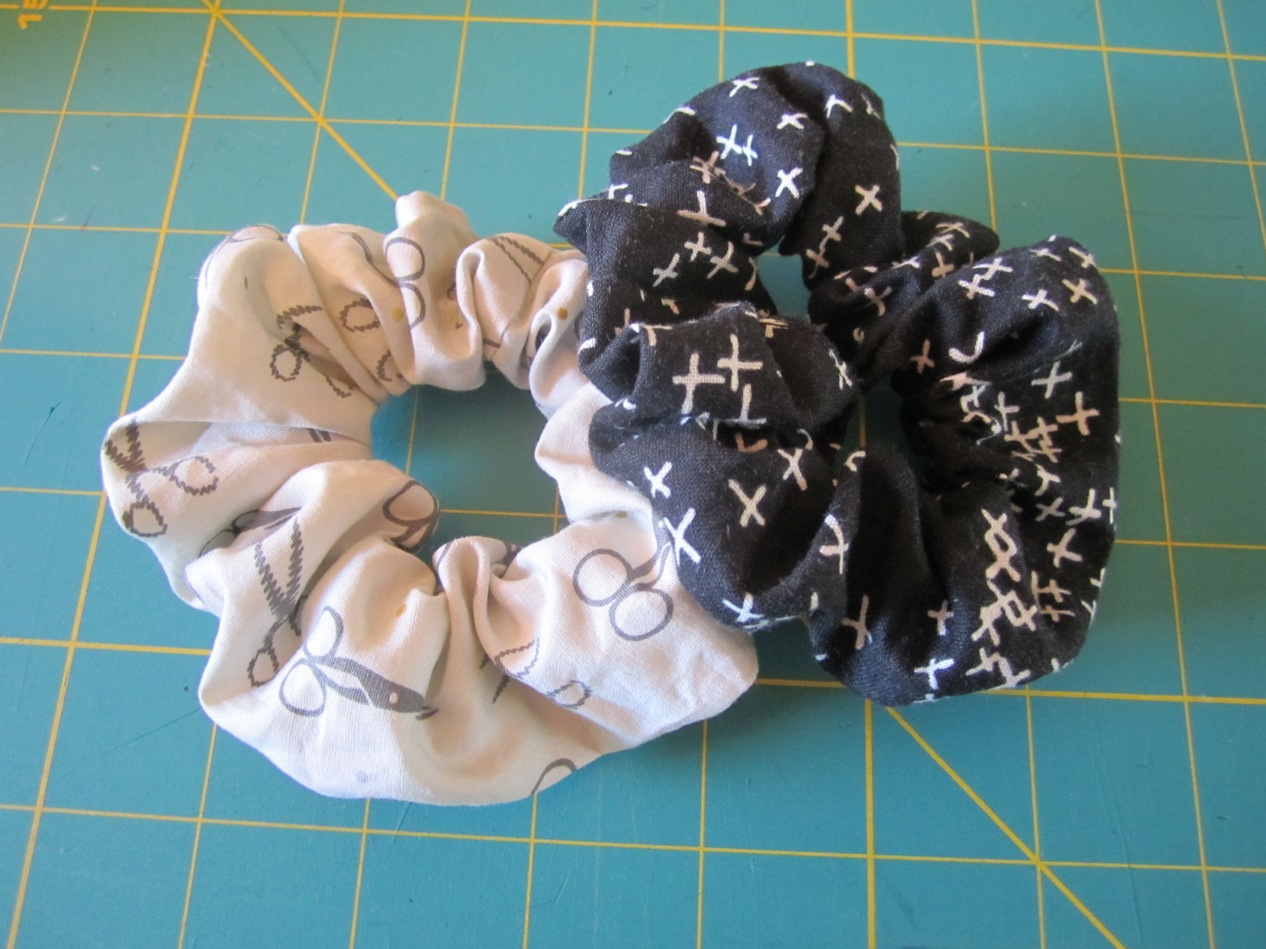 DIY Scrunchie With Hair Tie
 Super Easy Hair Scrunchie Tutorial Harts Fabric Blog