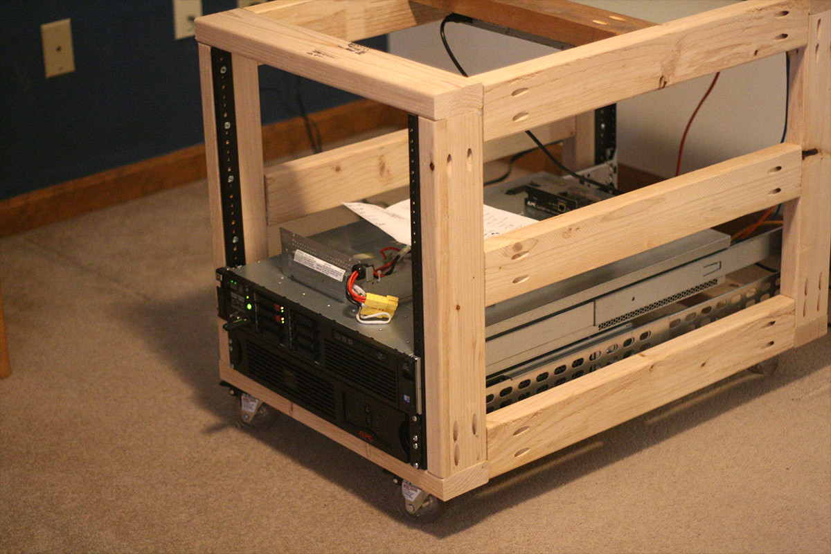 DIY Server Rack
 DIY Server Rack Plans