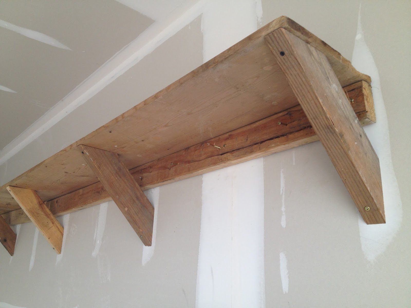 DIY Shelf Brackets Wood
 Don t worry Be happy Keep learning Organize a garage