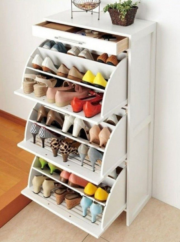 DIY Shoe Organizer
 20 DIY Shoe Storage Solutions