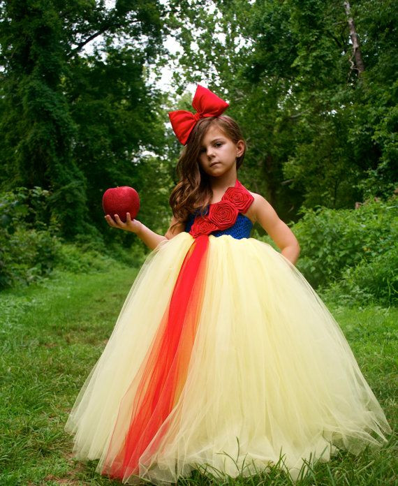 DIY Snow White Costume Toddler
 26 best images about Seven dwarfs costumes on Pinterest