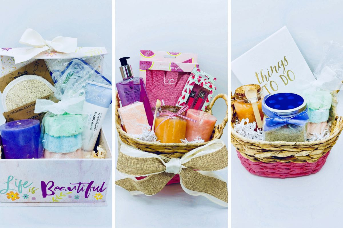 Diy Spa Gift Basket Ideas
 DIY Spa Gifts Baskets DIY Bath Bombs and DIY Body Scrub