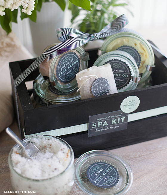 DIY Spa Kits
 Easy DIY Mother s Day Gifts Your Mom Will Actually Want