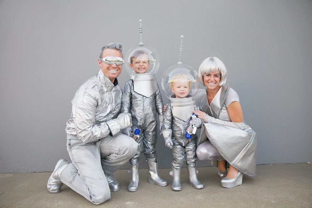 DIY Space Costume
 DIY SPACE FAMILY COSTUMES Tell Love and Party