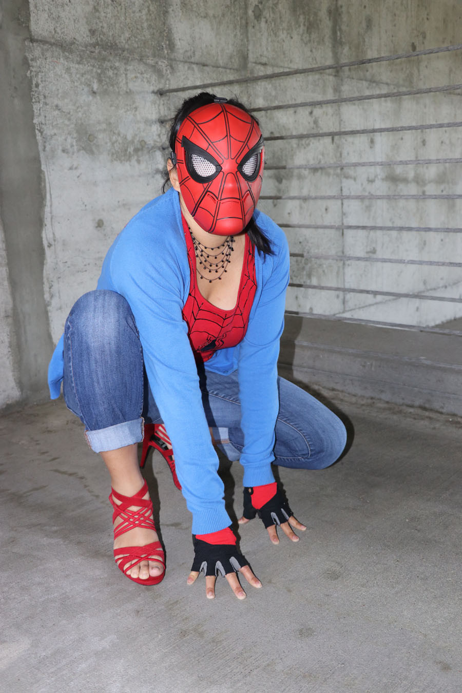 DIY Spiderman Mask
 How to Make an Easy Spider Man DIY Outfit w Printable