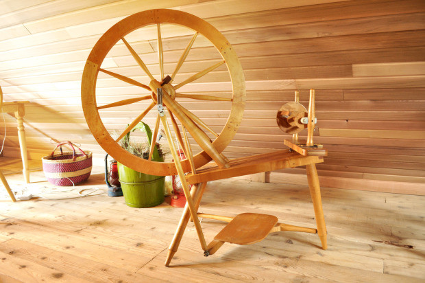 DIY Spinning Wheel Plans
 Build Spinning Wheel Plans DIY PDF kitchen island plans