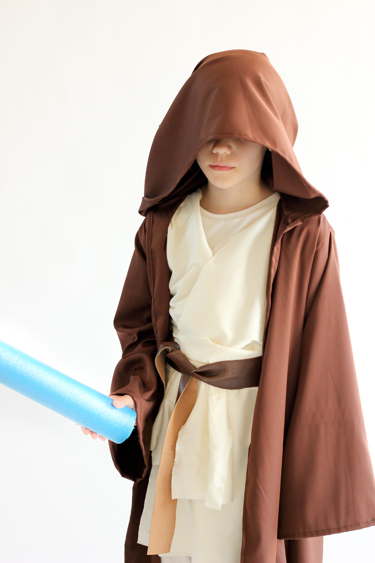 DIY Star Wars Costume
 DIY Obi Wan Costume