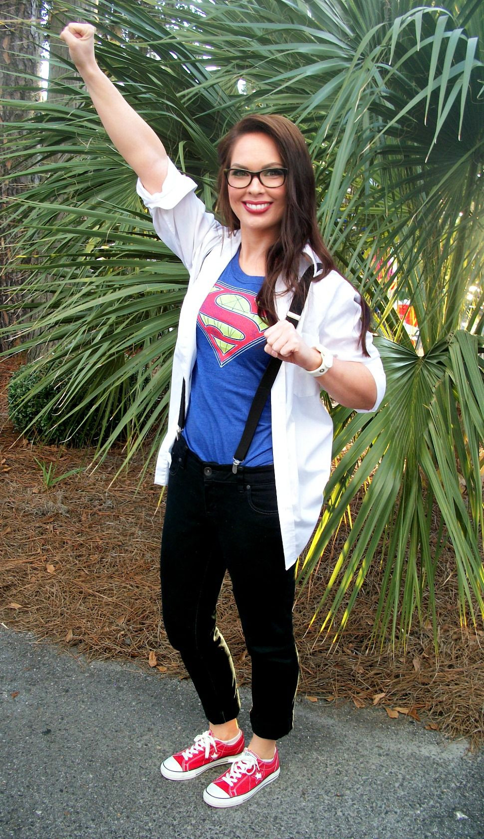 DIY Superhero Costume For Girls
 DIY Superwoman Costume Idea