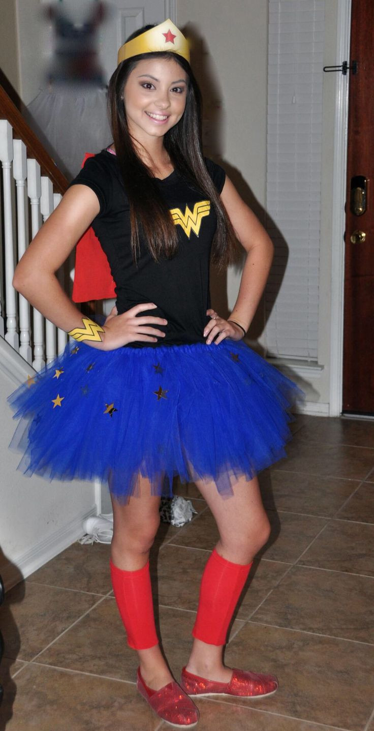 DIY Superhero Costume For Girls
 DIY super hero costume