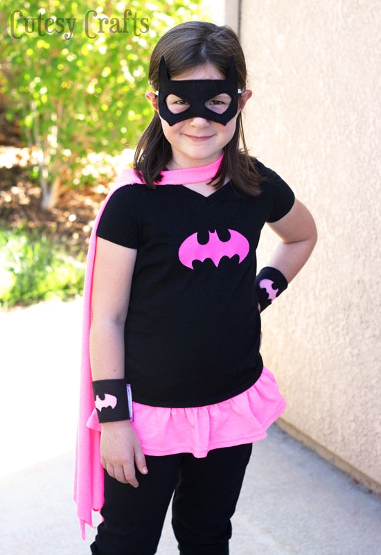DIY Superhero Costume For Girls
 DIY Superhero Batgirl Shirt Cutesy Crafts