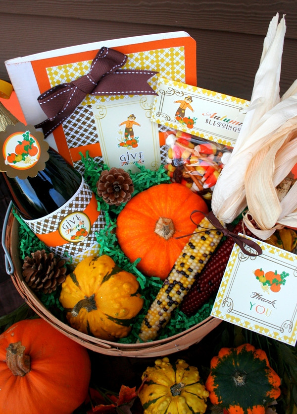 Diy Thanksgiving Gifts
 Thanksgiving DIY Gratitude Gift Basket Party Ideas