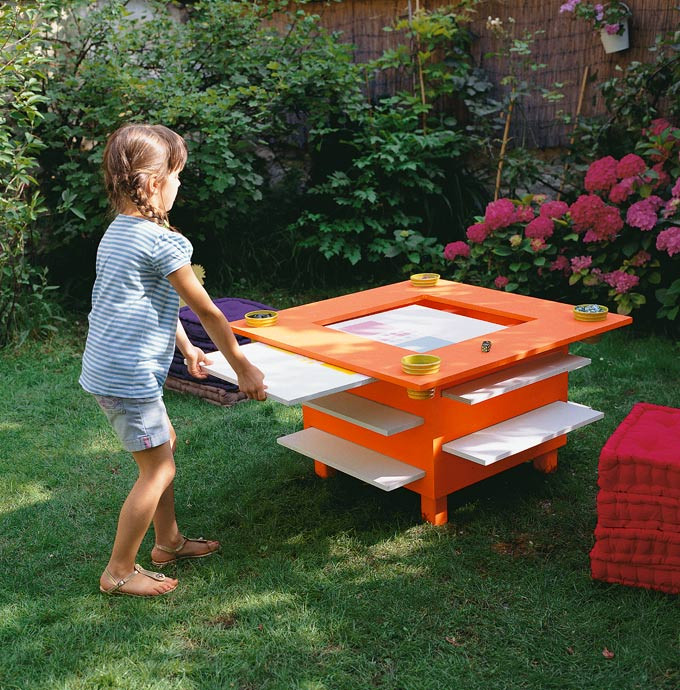 DIY Toddler Table
 20 Cool DIY Play Tables For A Kids Room