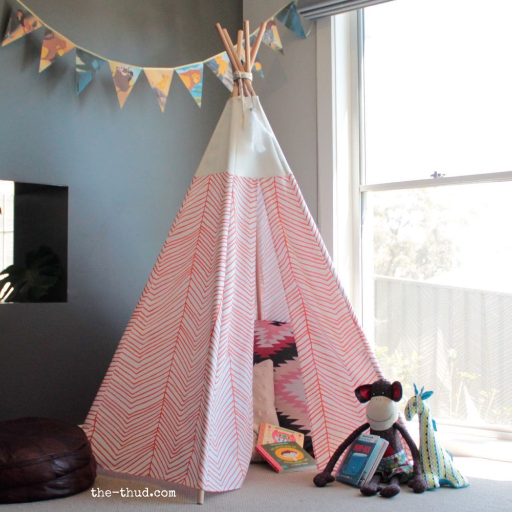 DIY Toddler Teepee
 DIY Kids Teepee The Thud