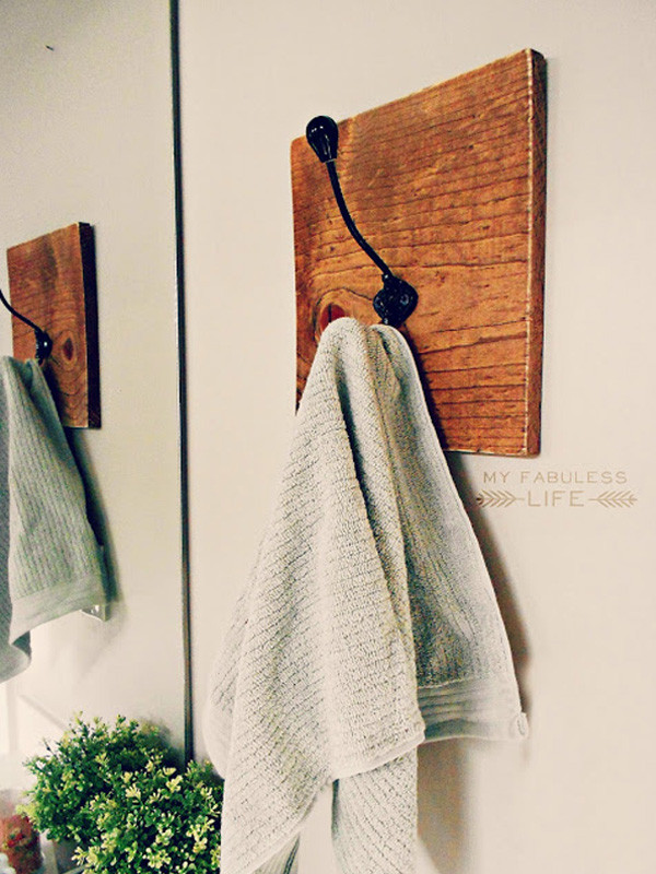 DIY Towel Rack Bathroom
 DIY Towel Racks For a Chic Bathroom Update