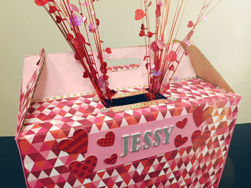 DIY Valentine Card Box
 4 DIY Valentine’s Day Crafts from Moving Boxes