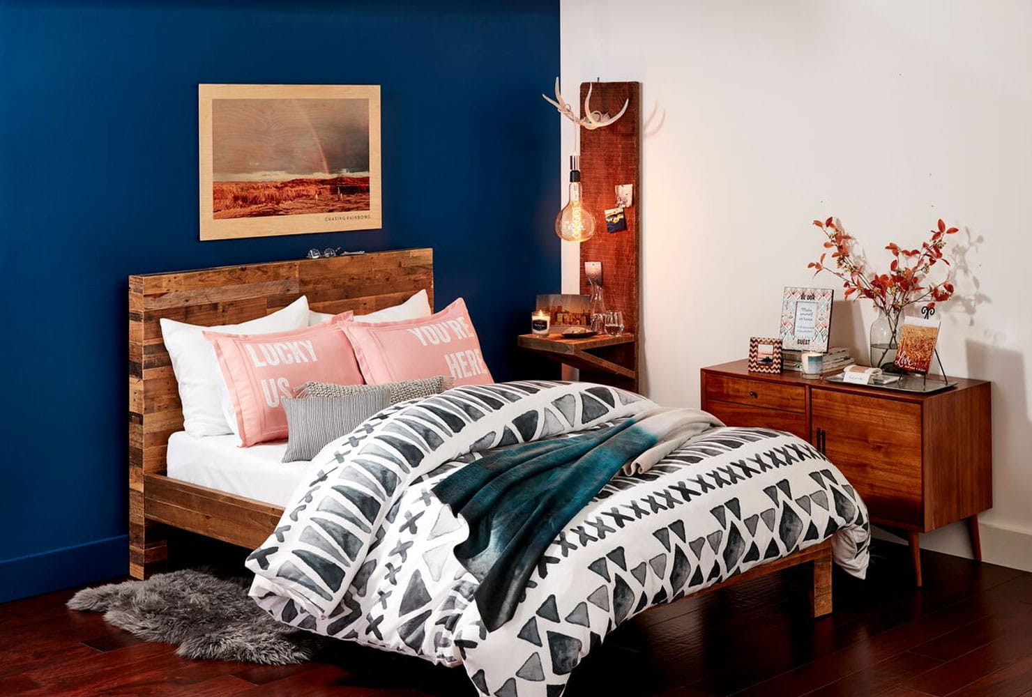 DIY Wall Decor Ideas For Bedroom
 24 DIY Bedroom Decor Ideas To Inspire You With Printables