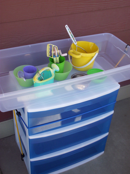 DIY Water Table For Toddlers
 spunky family journal DIY Big Kid Water Table