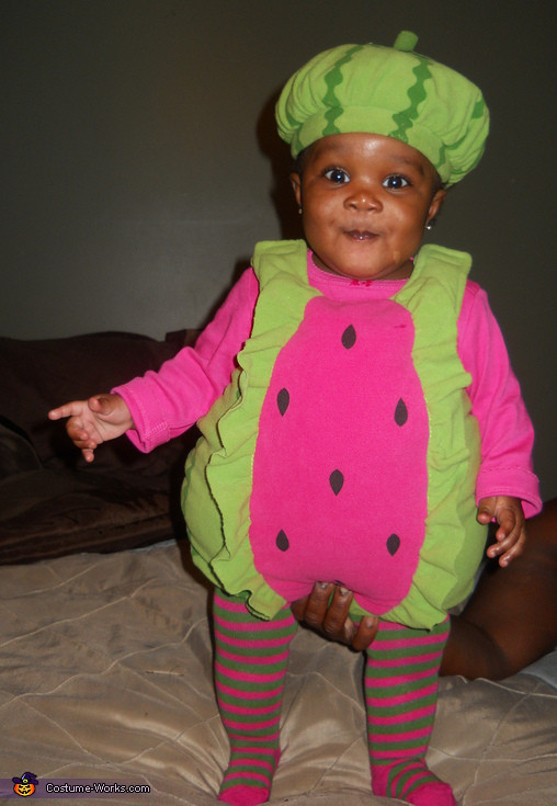 DIY Watermelon Costume
 Cute Little Watermelon costume for babies 2 7