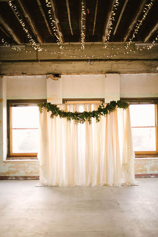 DIY Wedding Backdrop Fabric
 5 Beautiful and Easy DIY Wedding Backdrops