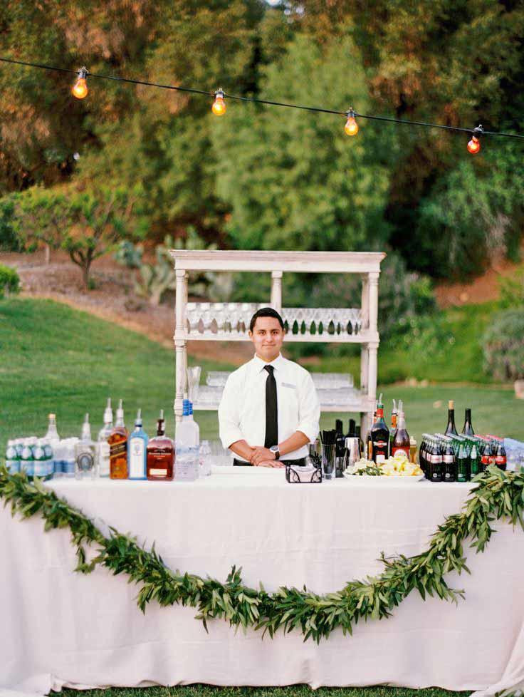 DIY Wedding Bar
 DIY Wedding Cocktail Bar Guide & How To