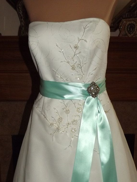 DIY Wedding Belts
 17 Best images about DIY Bridal Sash on Pinterest