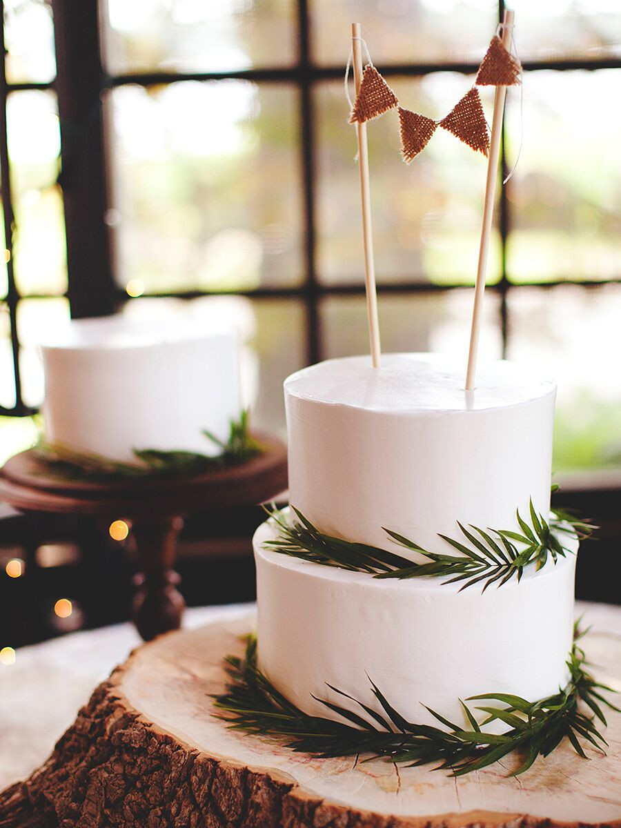 DIY Wedding Cake
 15 Awesome DIY Wedding Cake Topper Ideas