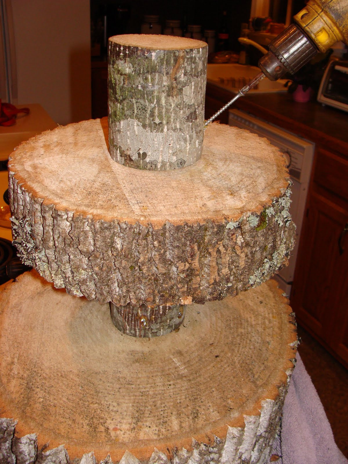 DIY Wedding Cupcake Stand
 Guest Project — Throw a Rustic Wedding & make a DIY Tree
