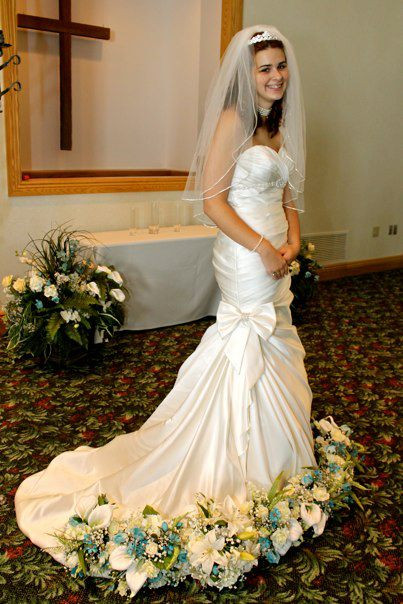 DIY Wedding Dress
 DIY wedding dress bustle