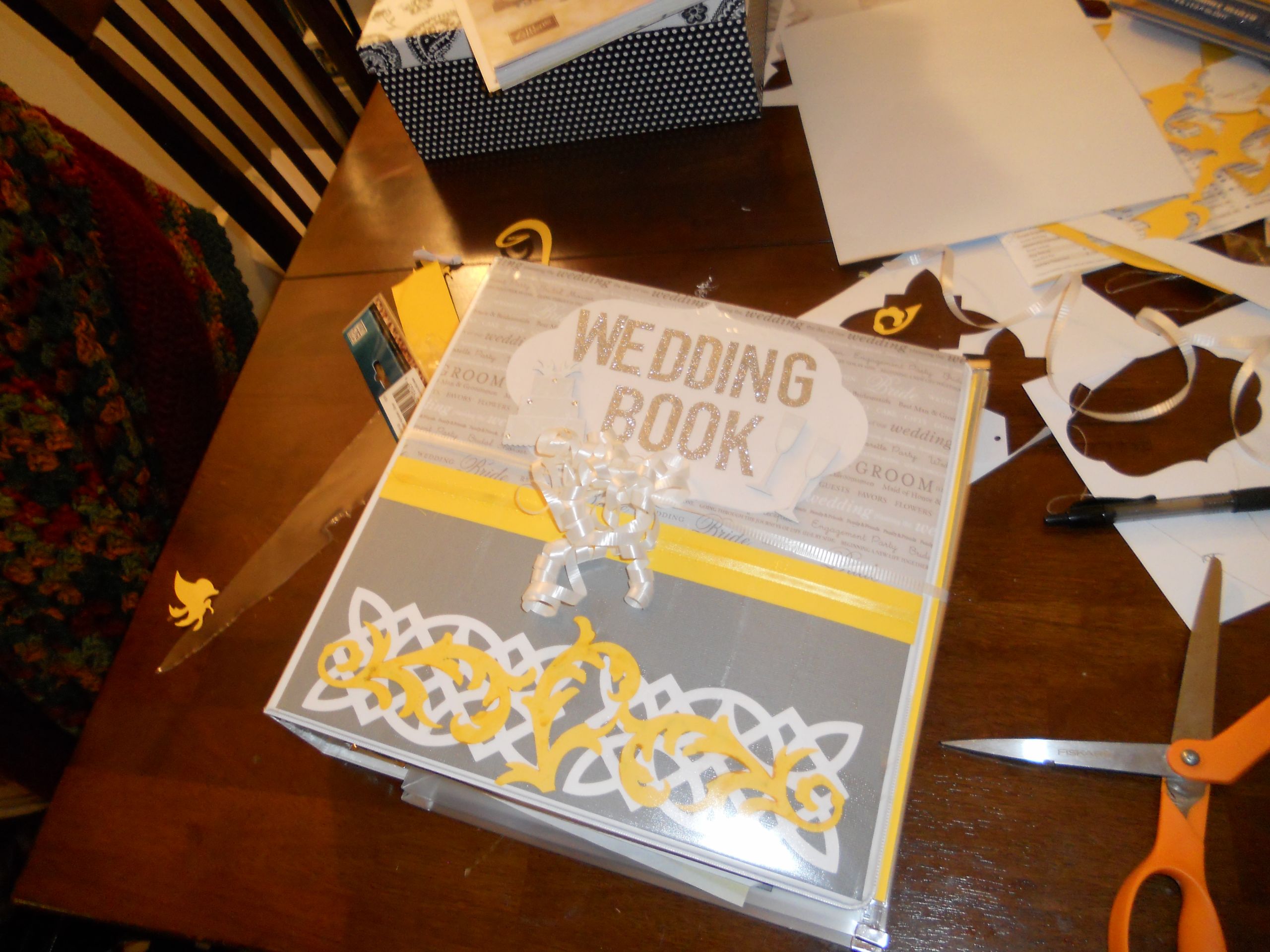 DIY Wedding Planning Binder
 DIY Bride’s Wedding Planner