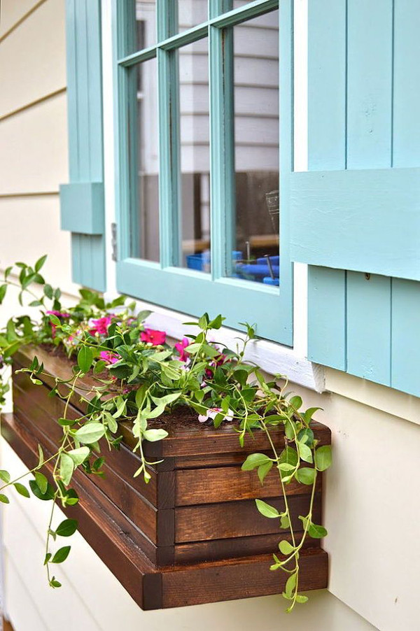 DIY Window Planter Boxes
 25 Wonderful DIY Window Box Planters