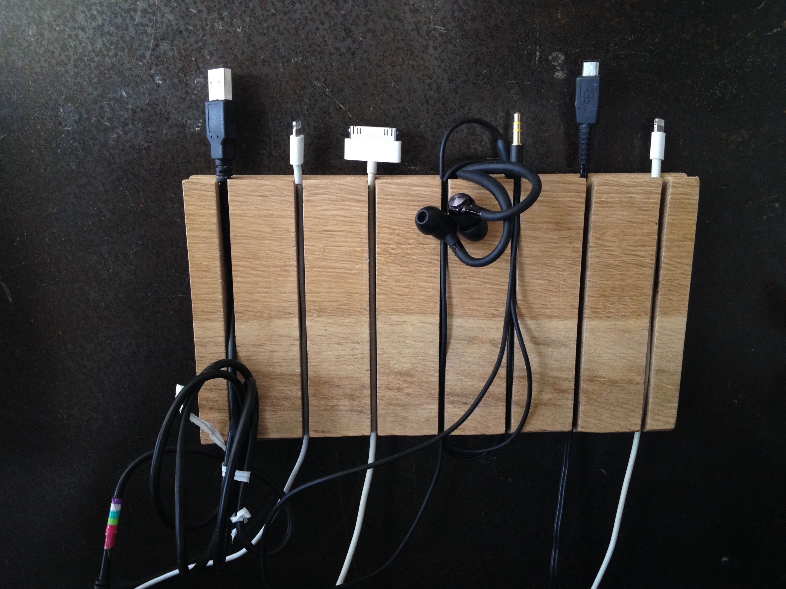 DIY Wire Organizer
 DIY wooden cable organizer