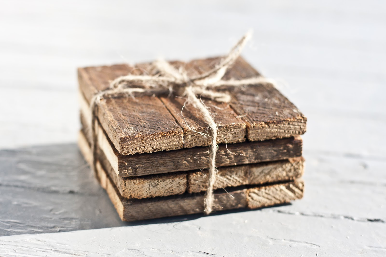 DIY Wood Coasters
 Sinceriously Yours Homemade Reclaimed Wood Coasters