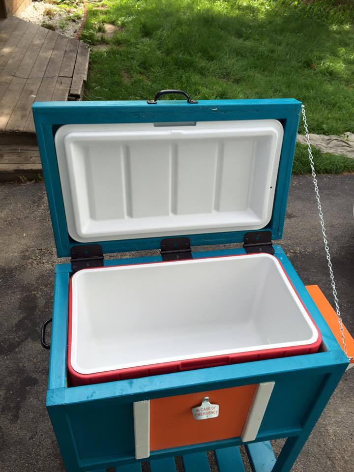 DIY Wood Cooler Box
 Ana White